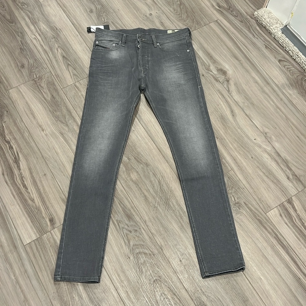 Brand new Deisel stretch jeans slim carrot Tepphar 31x32